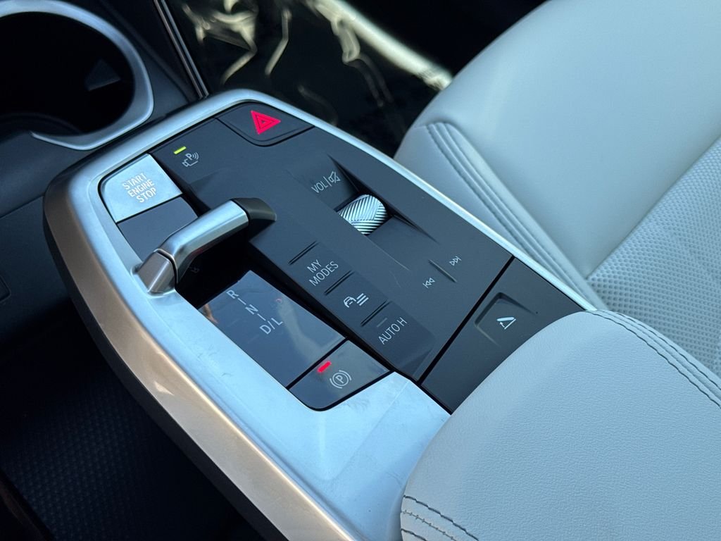 New 2027 Dune Grey Metallic BMW xDrive28i image 26