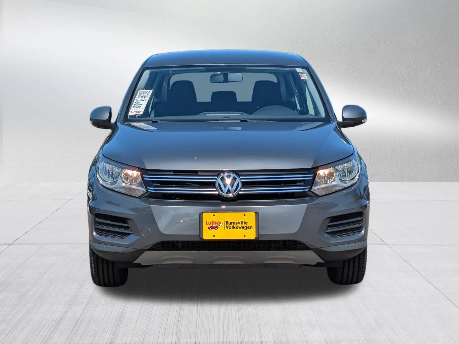 Used 2014 Volkswagen Tiguan S with VIN WVGBV3AXXEW534386 for sale in Burnsville, MN
