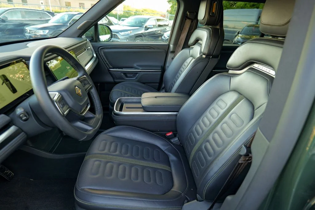 Used 2025 Green Rivian Adventure Dual Motor Standard Pack image 21