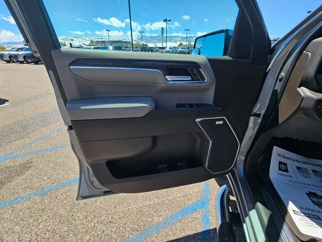 Used 2024 Sterling Metallic GMC SLT image 16