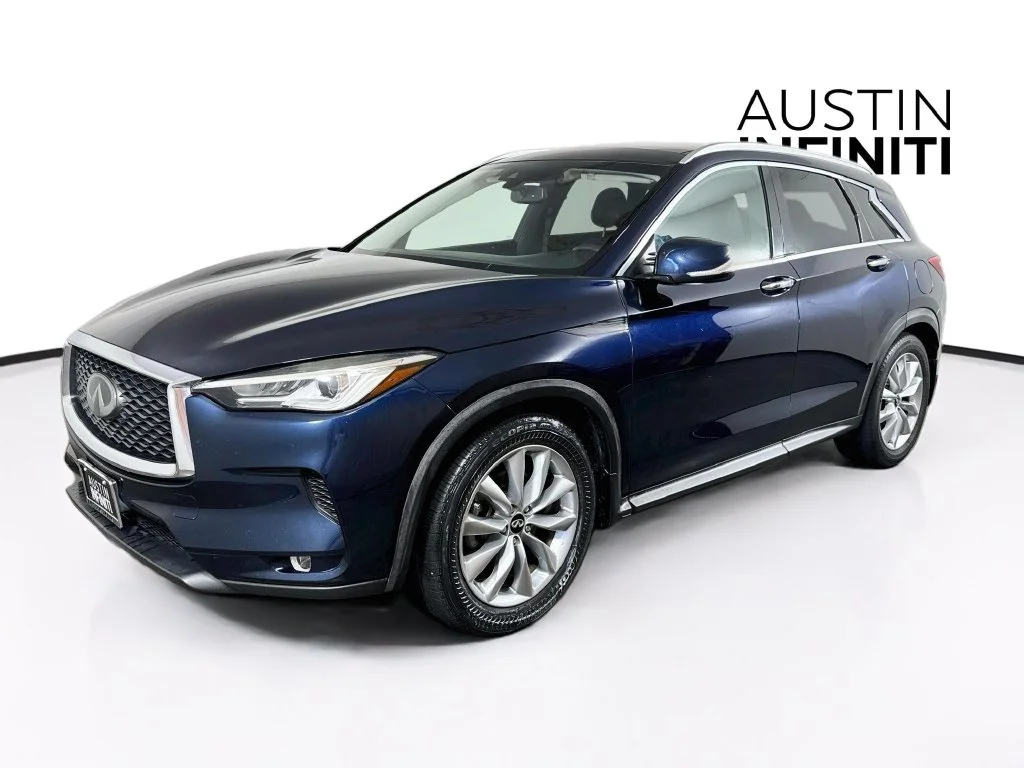 Certified Used 2020 Blue INFINITI LUXE image 3