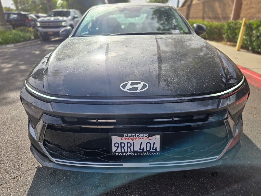 Used 2025 Gray Hyundai SE image 2