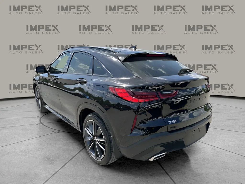 Used 2023 Black INFINITI LUXE image 3