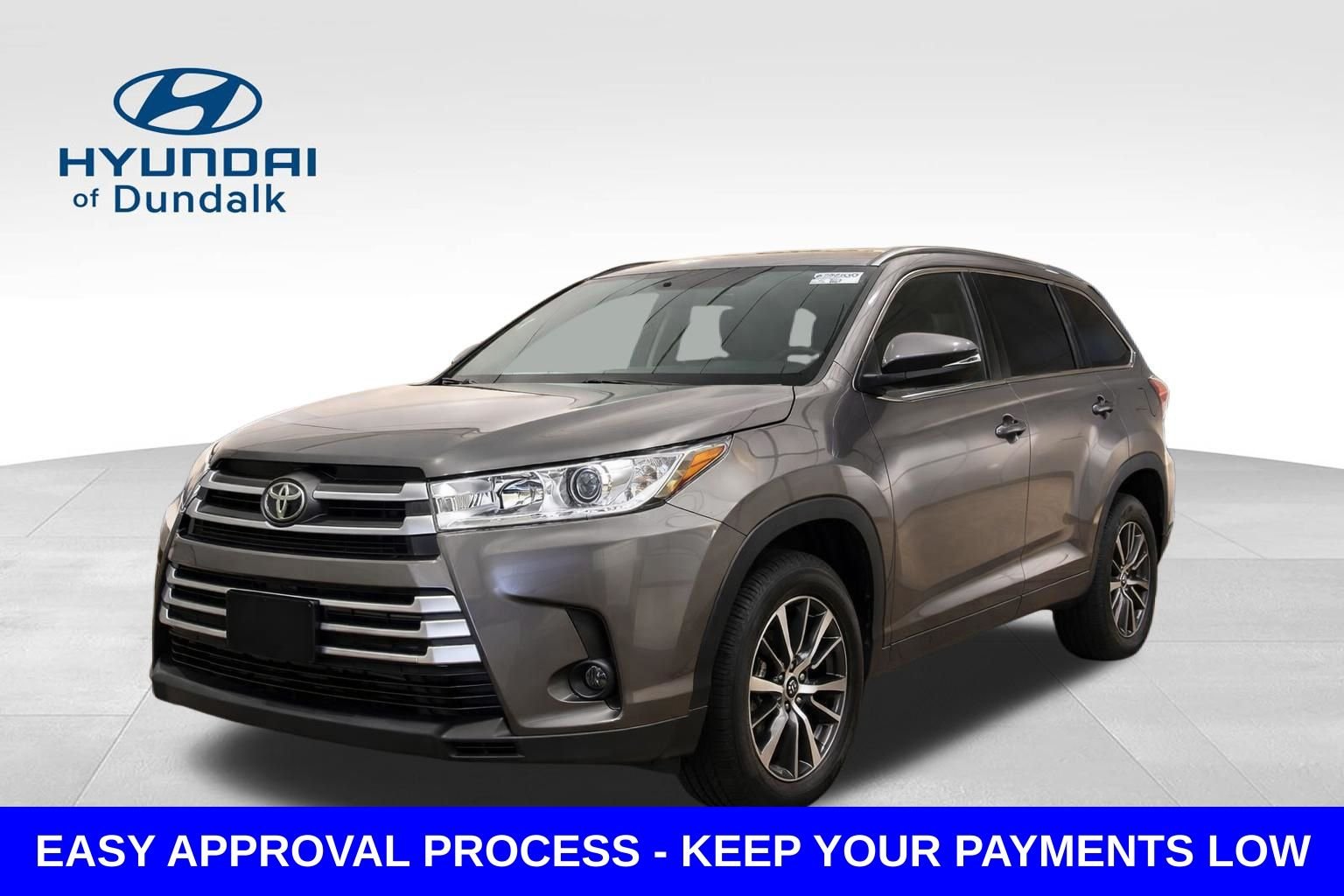 2019 Toyota Highlander LE FWD photo