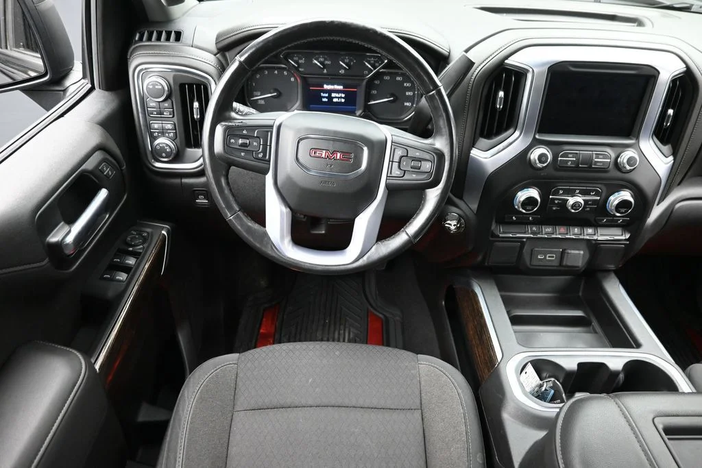 Used 2020 Black GMC Elevation image 15