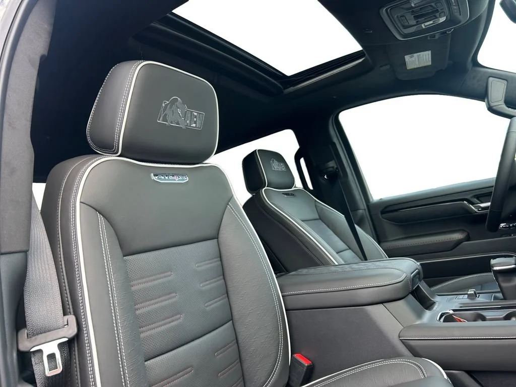 New 2026 Onyx Black GMC AT4X image 26