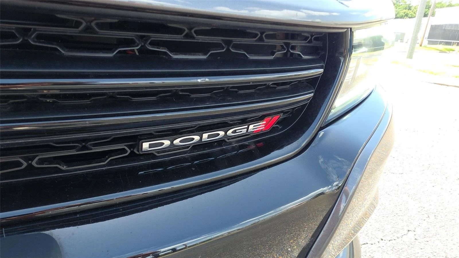 Used 2022 Granite Pearlcoat Dodge SXT image 30