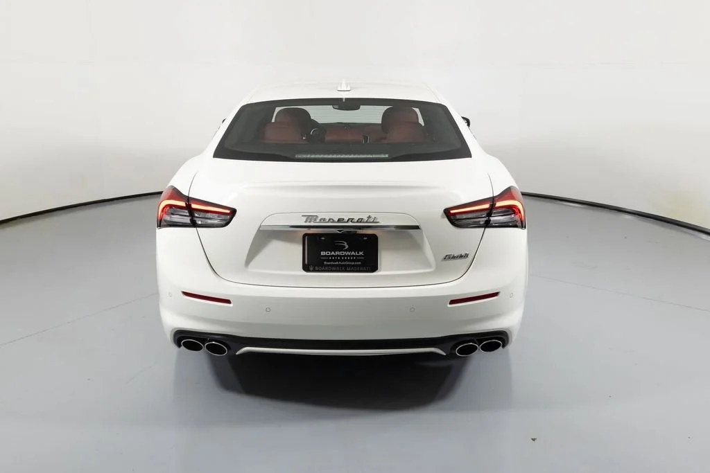 Used 2023 White Maserati GT image 13