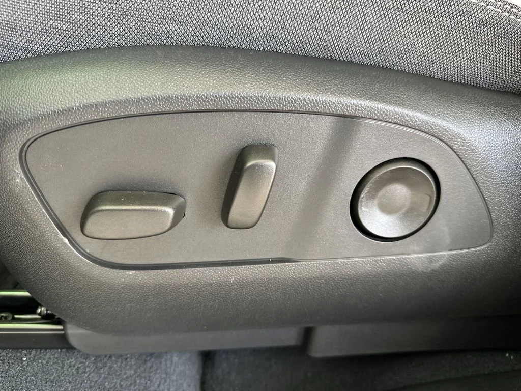 2026 GMC Sierra EV Elevation - Photo 14