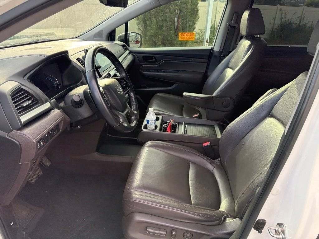 Used 2019 White Diamond Pearl Honda EX-L image 18