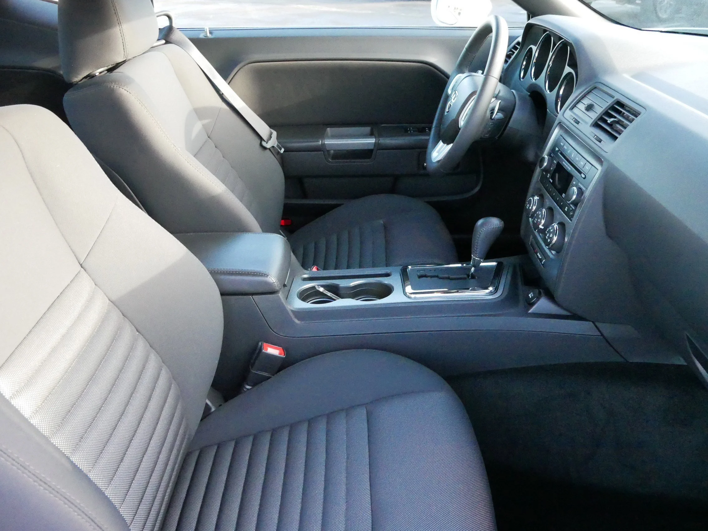 Used 2013 Bright White Dodge R/T image 11