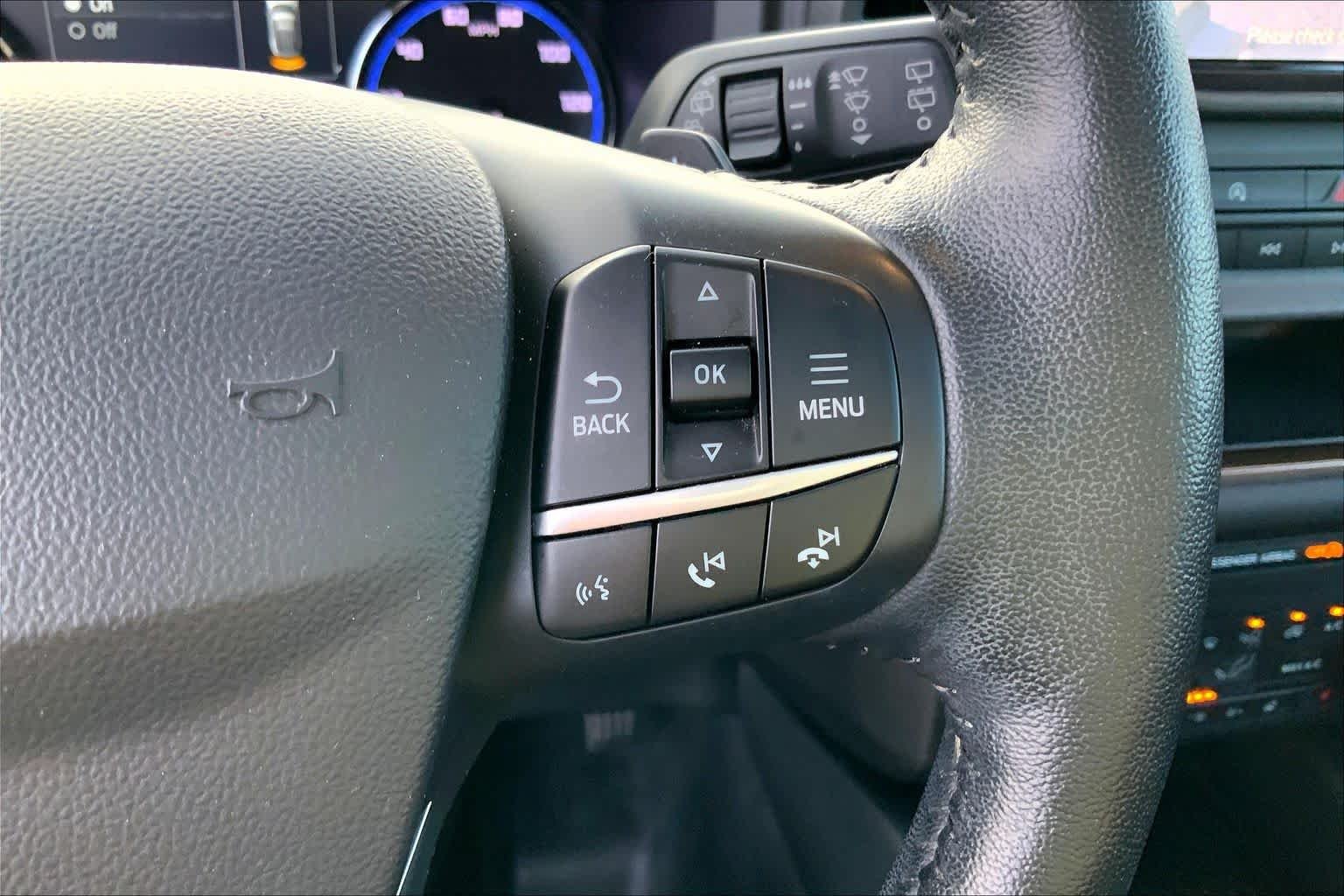 Used 2022 Cactus Grey Ford Badlands image 24