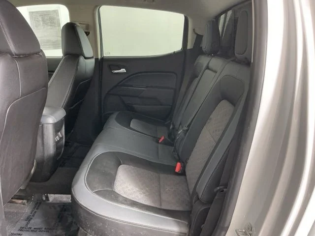 Used 2020 White Chevrolet Z71 image 24