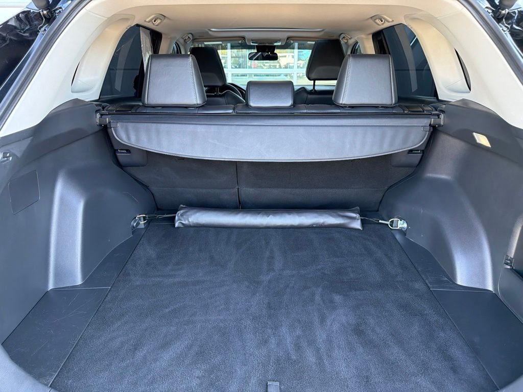 Used 2024 Black Toyota XLE Premium image 25