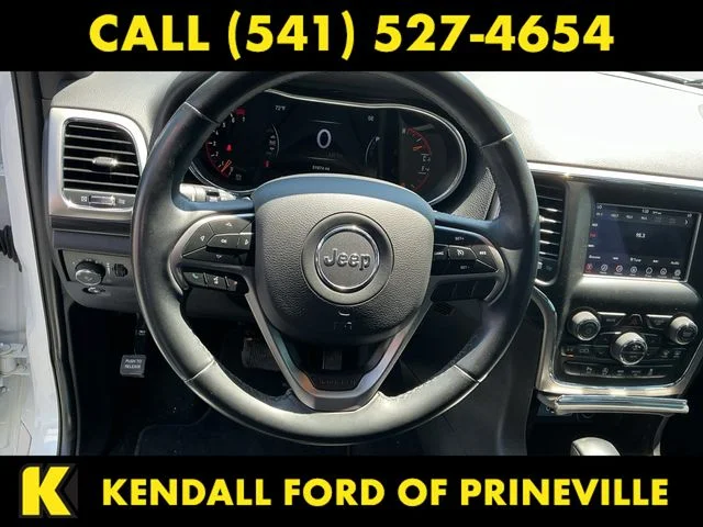 Used 2019 Bright White Clearcoat Jeep Laredo image 13