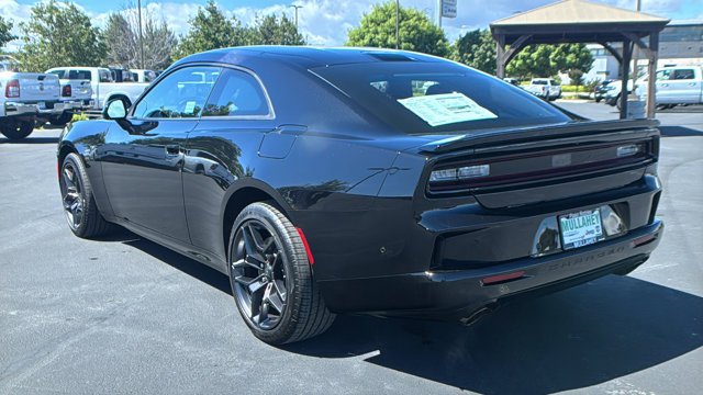 New 2026 Diamond Black Crystal Pearlcoat Dodge R/T image 5