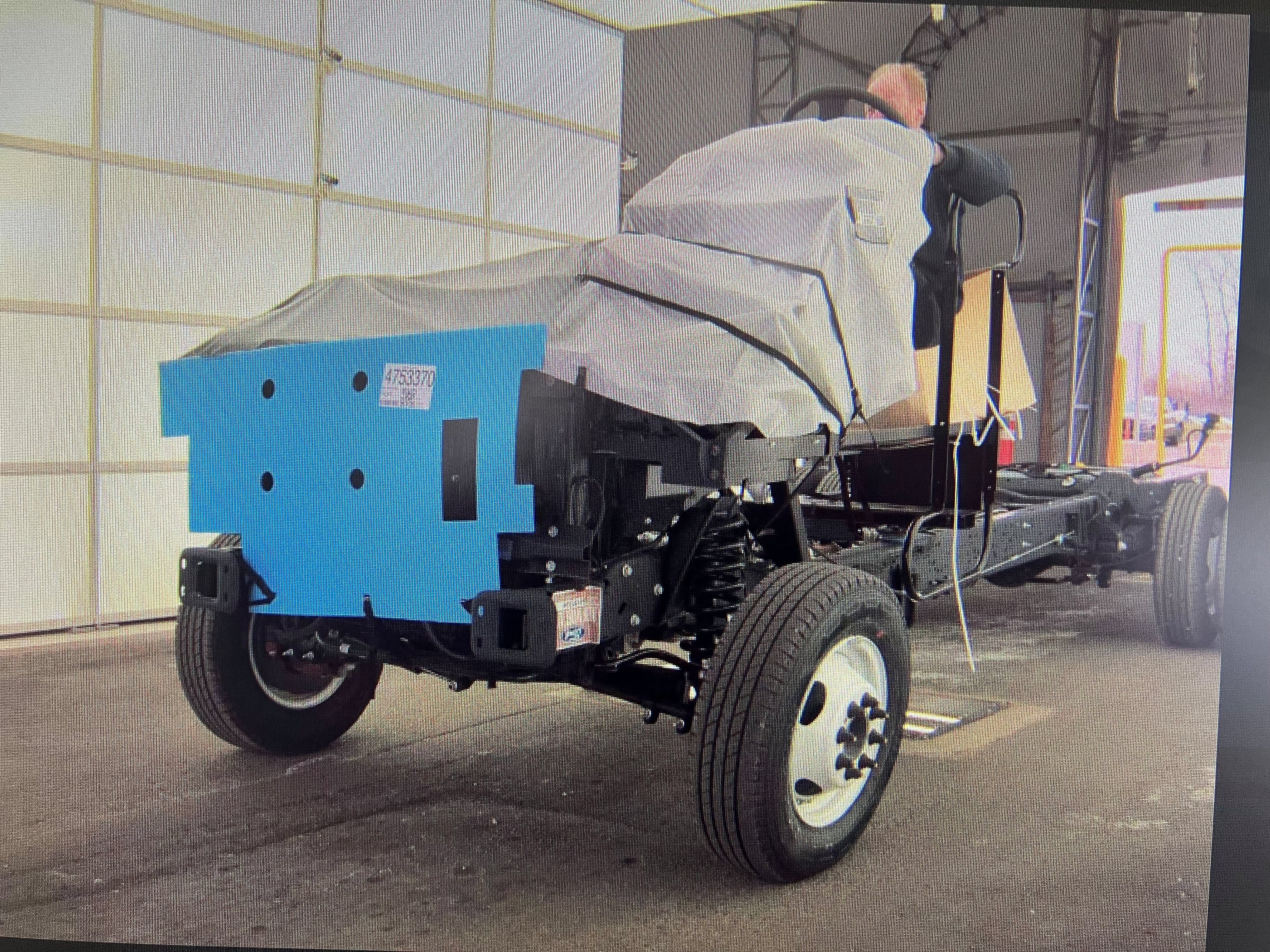 Used 2027  Ford  image 1