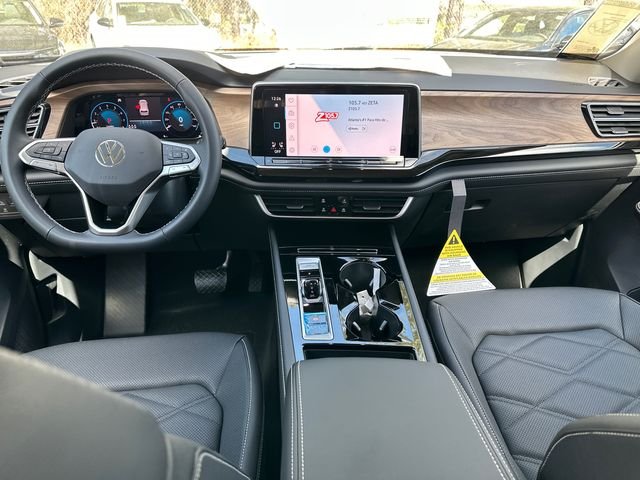 New 2026 White Volkswagen 2.0T SE w/Technology image 15