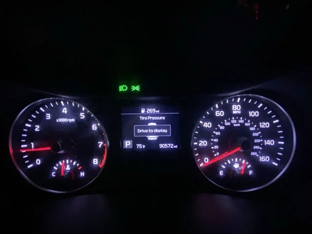 Used 2021 Red Kia LXS image 15