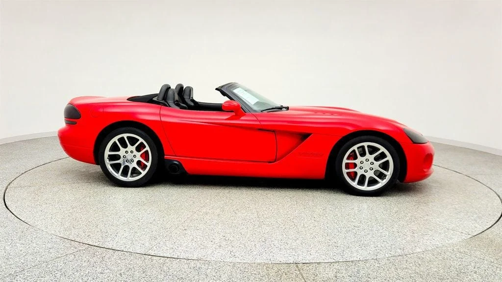 Used 2004 Viper Red Dodge 2dr Convertible SRT10 with Bluetooth Connectivity image 4