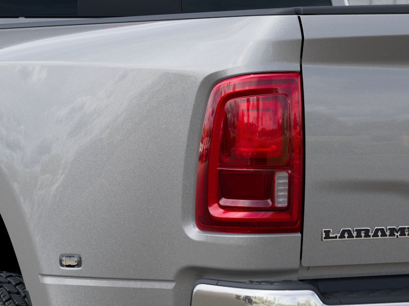 New 2027 Silver-Zynith Exterior Paint RAM LARAMIE image 5