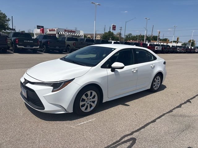 2024 Toyota Corolla LE CVT's photo