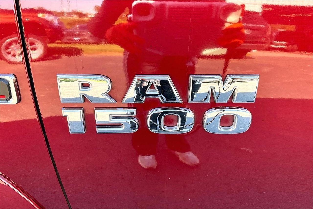 Used 2016 Delmonico Red Pearlcoat RAM Longhorn Limited image 27