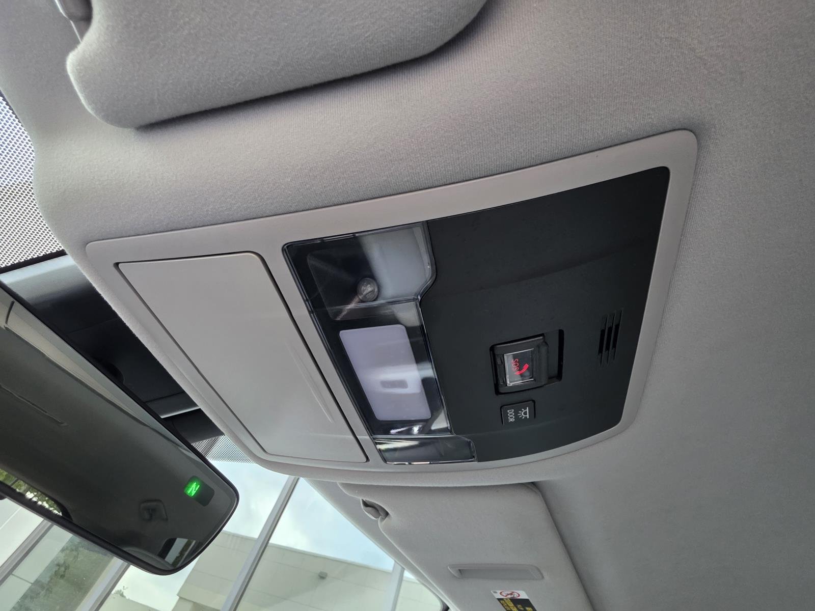 2022 Lexus RX 350 - Photo 28