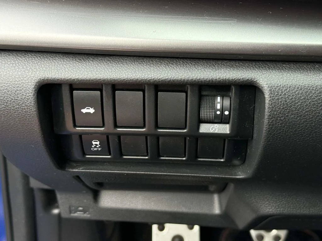 Used 2022 Blue Subaru Premium image 29
