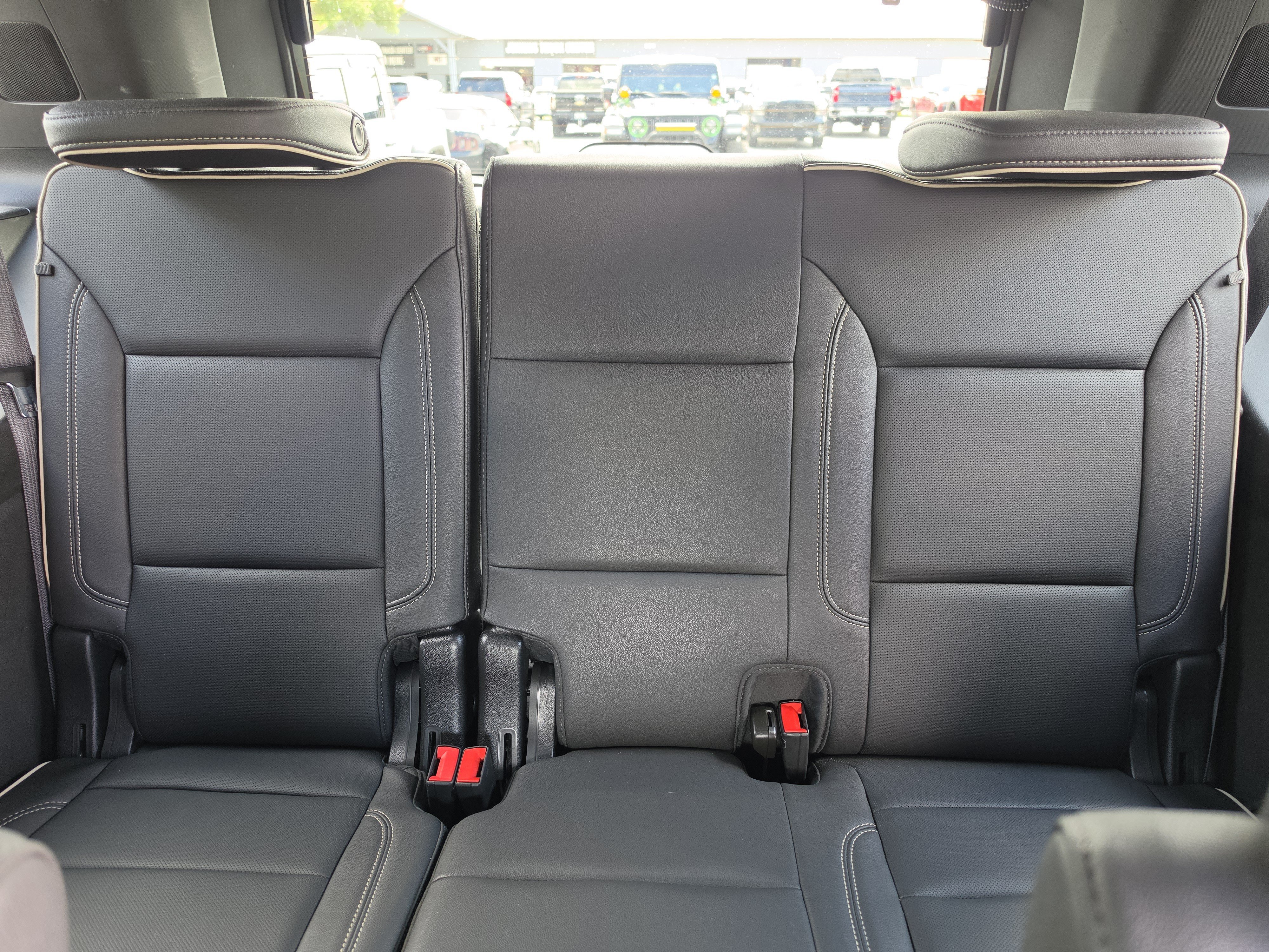 Used 2023 Onyx Black GMC SLT image 23