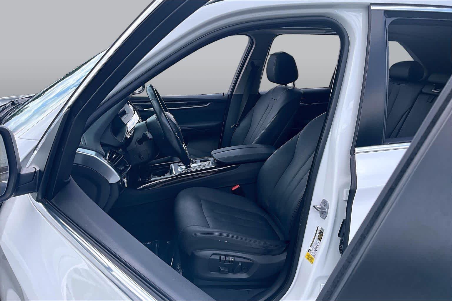Used 2016 Mineral White Metallic BMW sDrive35i image 8