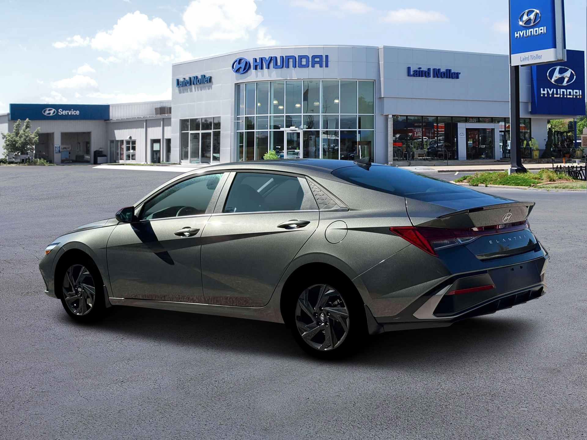 View vehicle photo 4