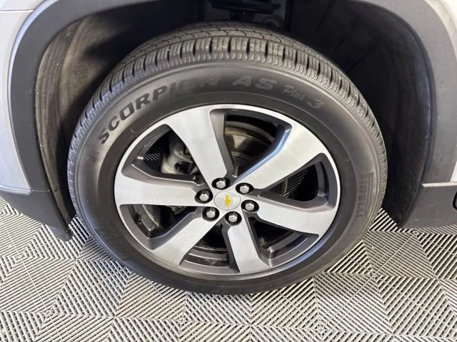 Used 2020 SILVER ICE METALLIC Chevrolet LT Leather image 42