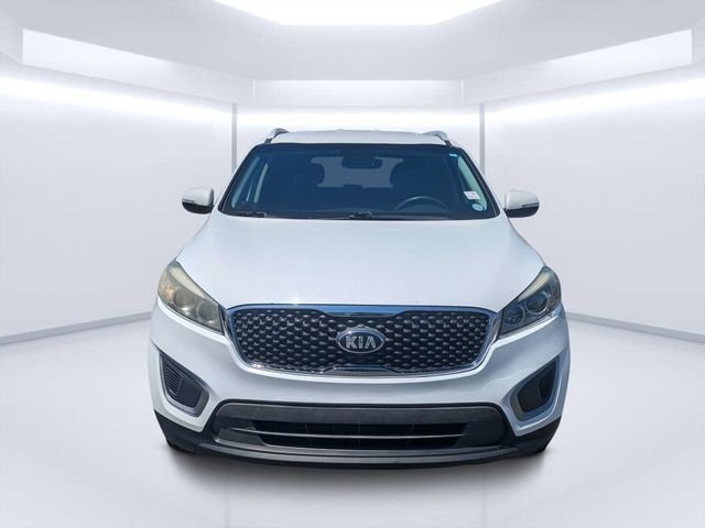 Used 2018 White Kia LX image 8