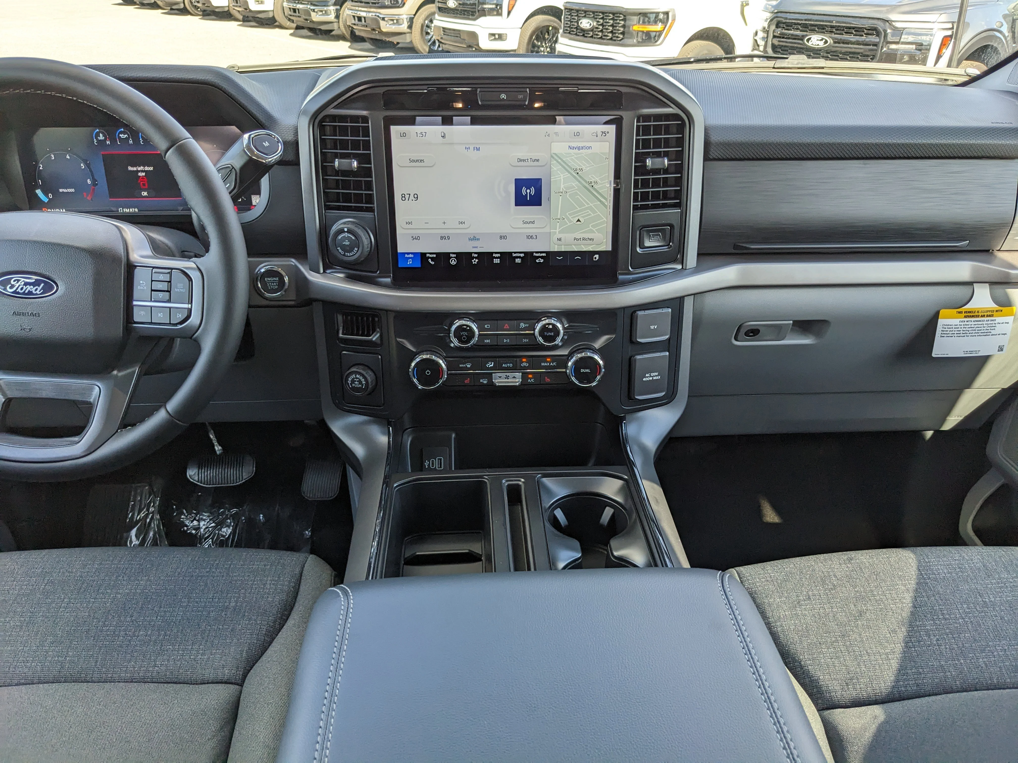 New 2026 Oxford White Ford XLT image 15