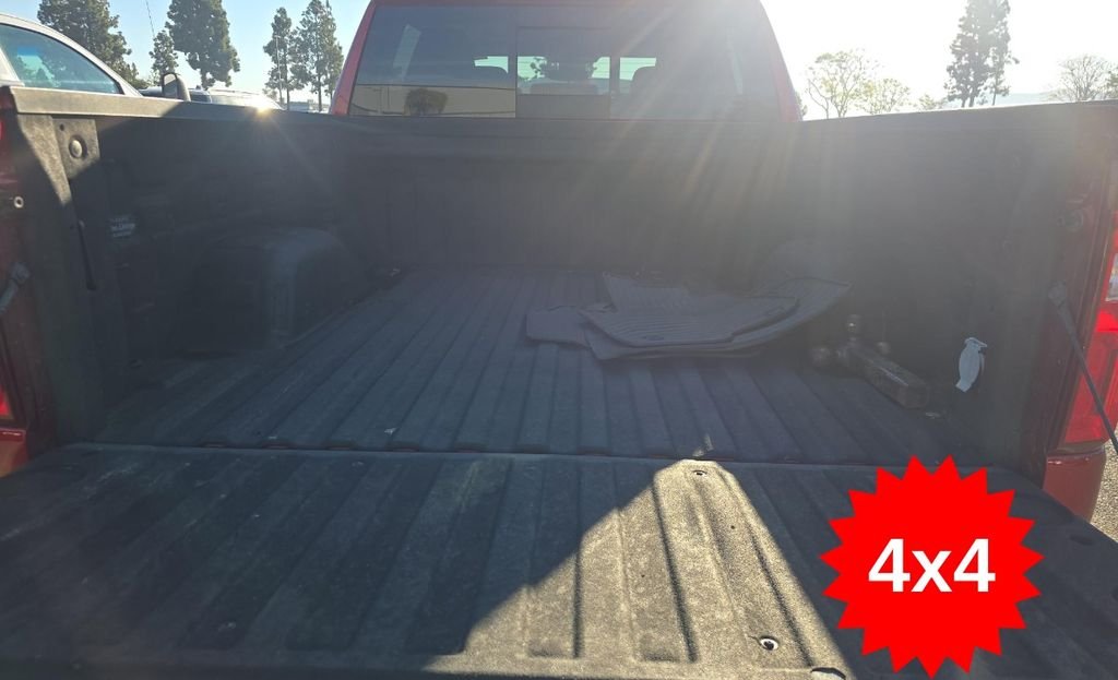 Used 2022 Red Chevrolet RST image 41