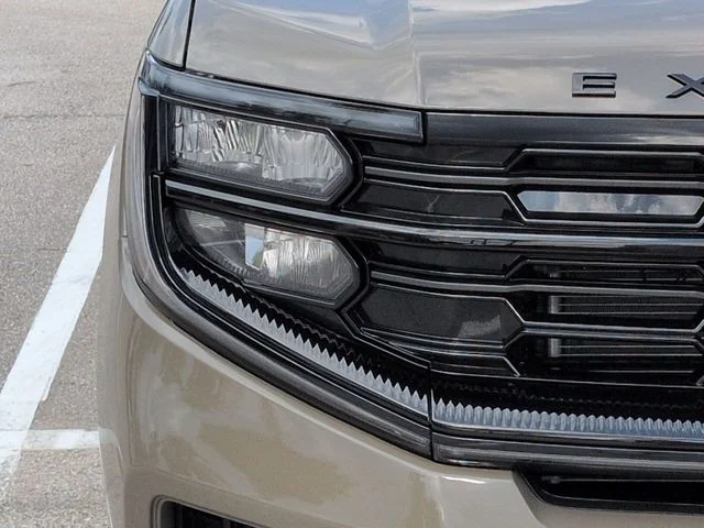 New 2026 Marsh Gray Ford MAX Platinum® image 10