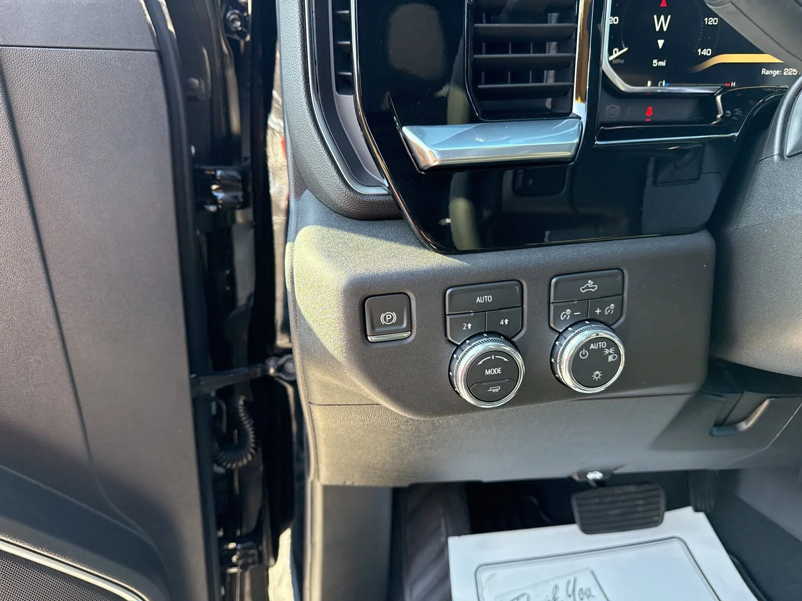 2026 GMC Sierra 1500 SLE - Photo 15