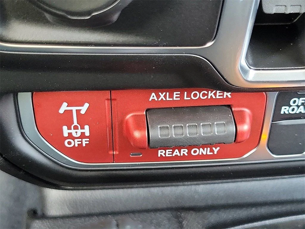 2025 Jeep Gladiator Mojave - Photo 12