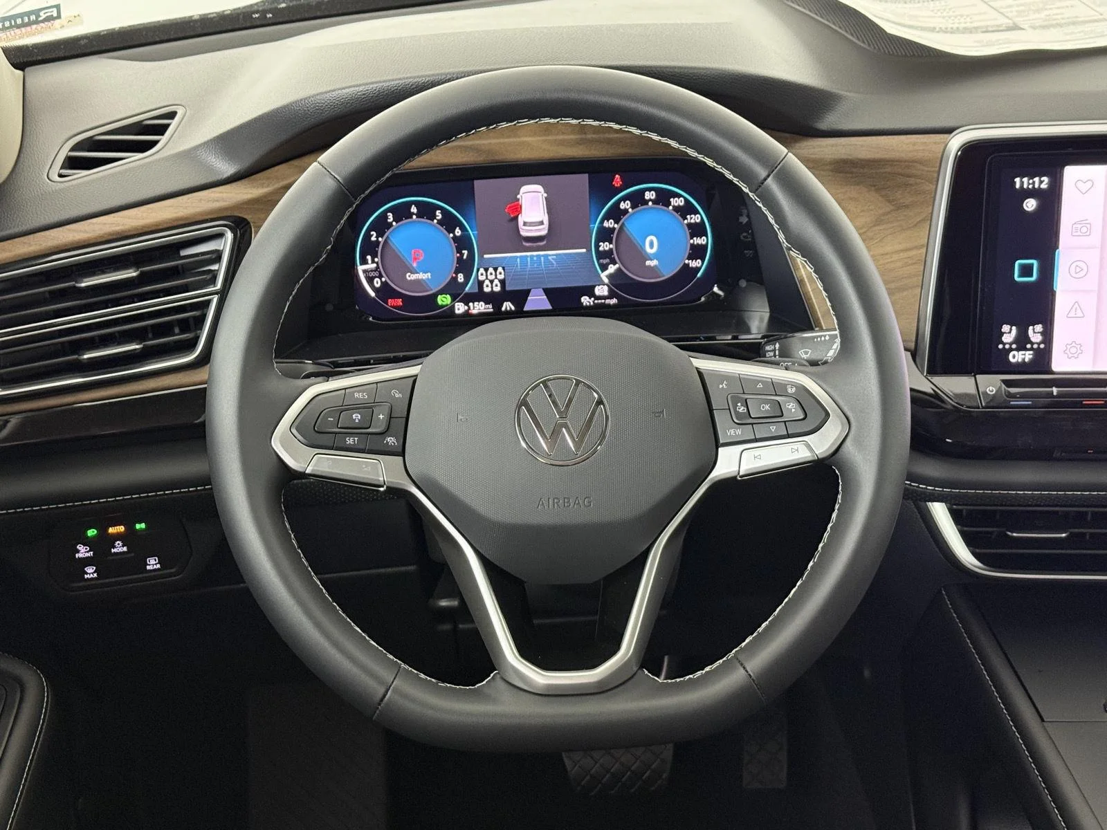 New 2026 Deep Black Pearl Volkswagen 2.0T SE image 25