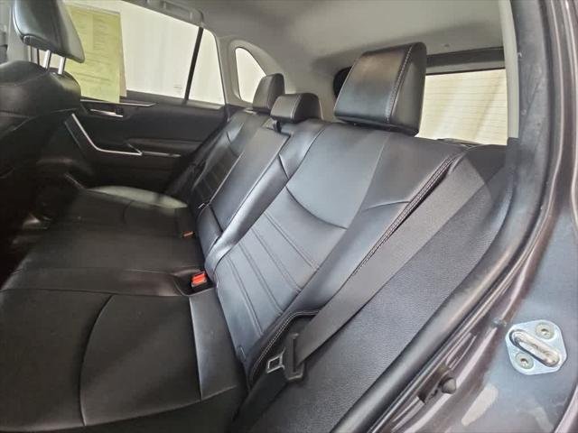 Certified Used 2023 MAGNETIC GRAY MET. Toyota  image 12