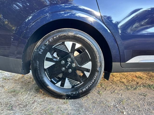 Used 2026 Blue Kia LXS image 20