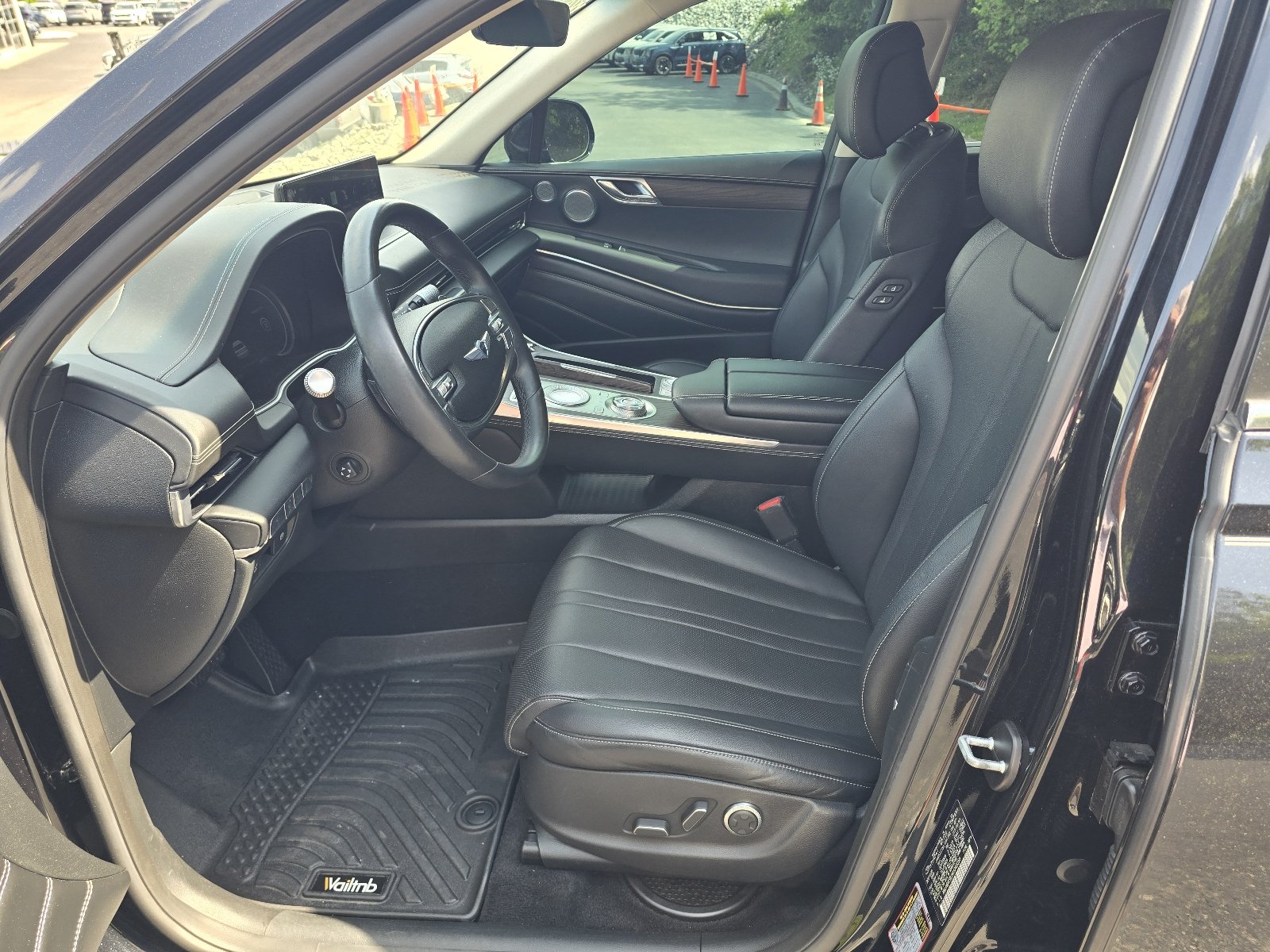 2021 GENESIS GV80 Standard - Photo 11