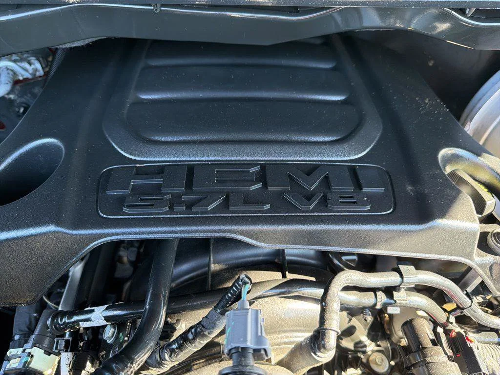 Used 2019 Red Ram Laramie image 9