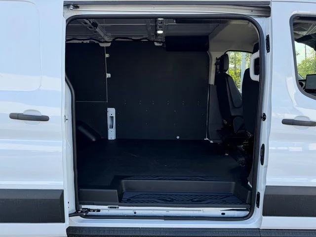New 2026 Oxford White Ford Base image 10