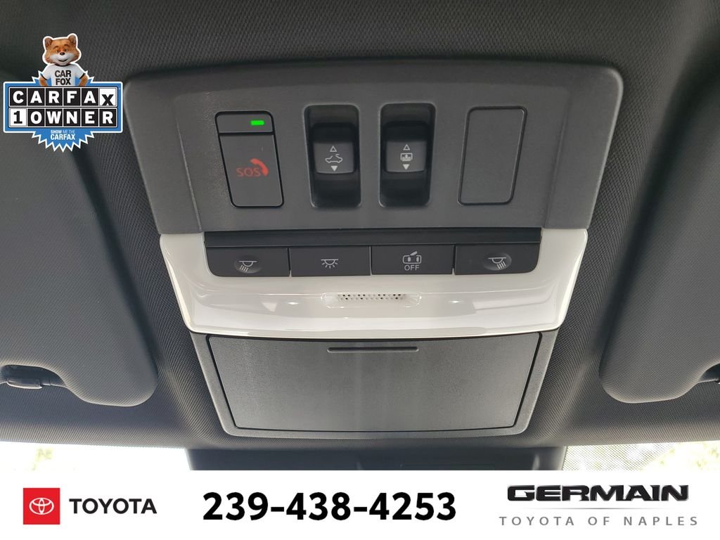 Used 2025 Black Mitsubishi SEL Black Edition image 33