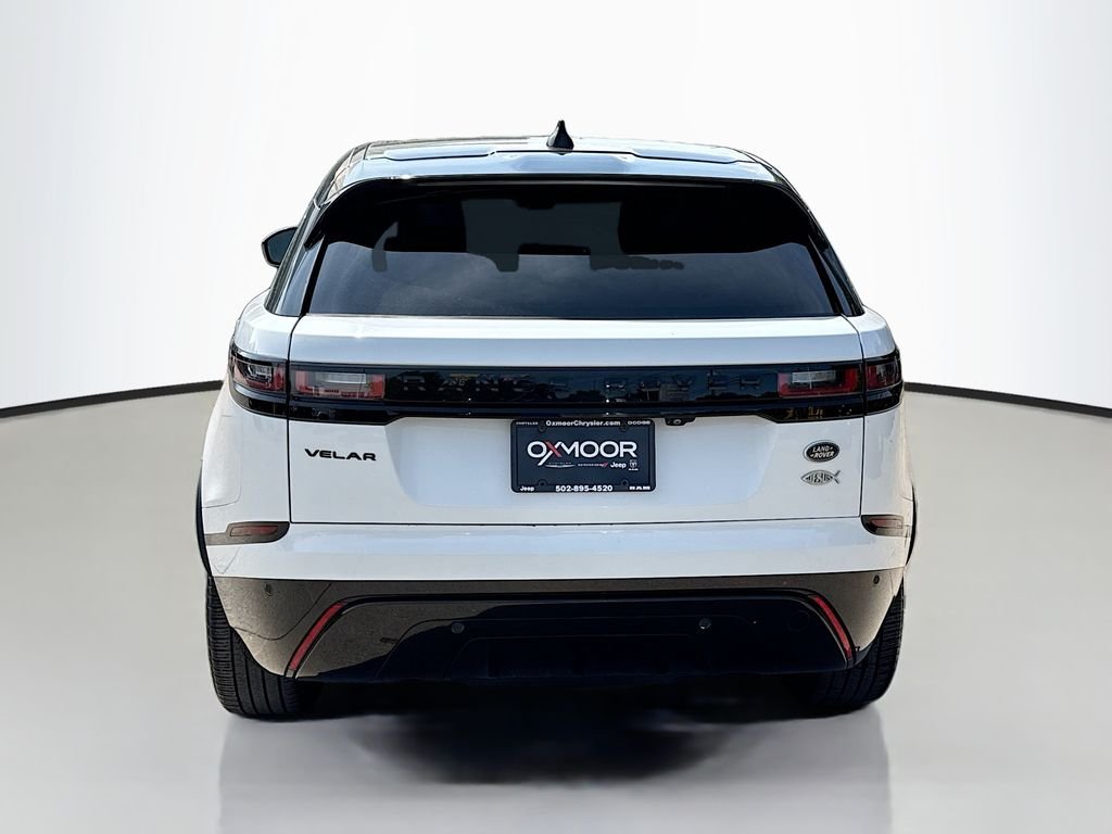 Used 2022 Fuji White Land Rover R-Dynamic S image 6