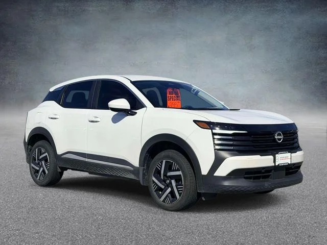 Used 2025 White Nissan SV image 1