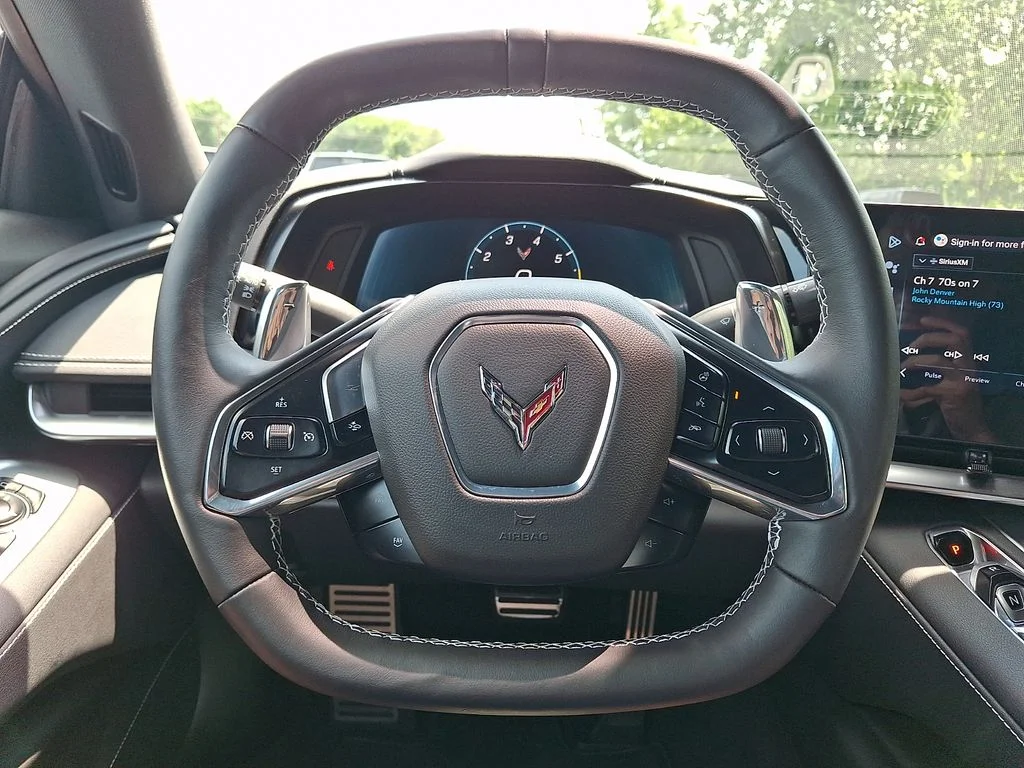 2024 Chevrolet Corvette 2LT - Photo 18