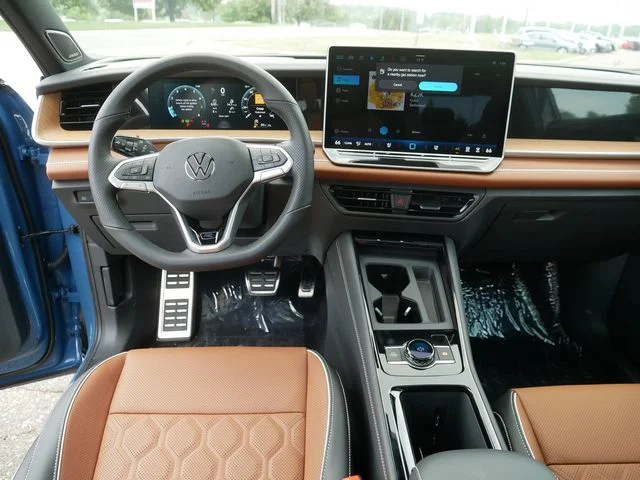 New 2026 Blue Volkswagen 2.0T SEL R-Line Turbo image 9